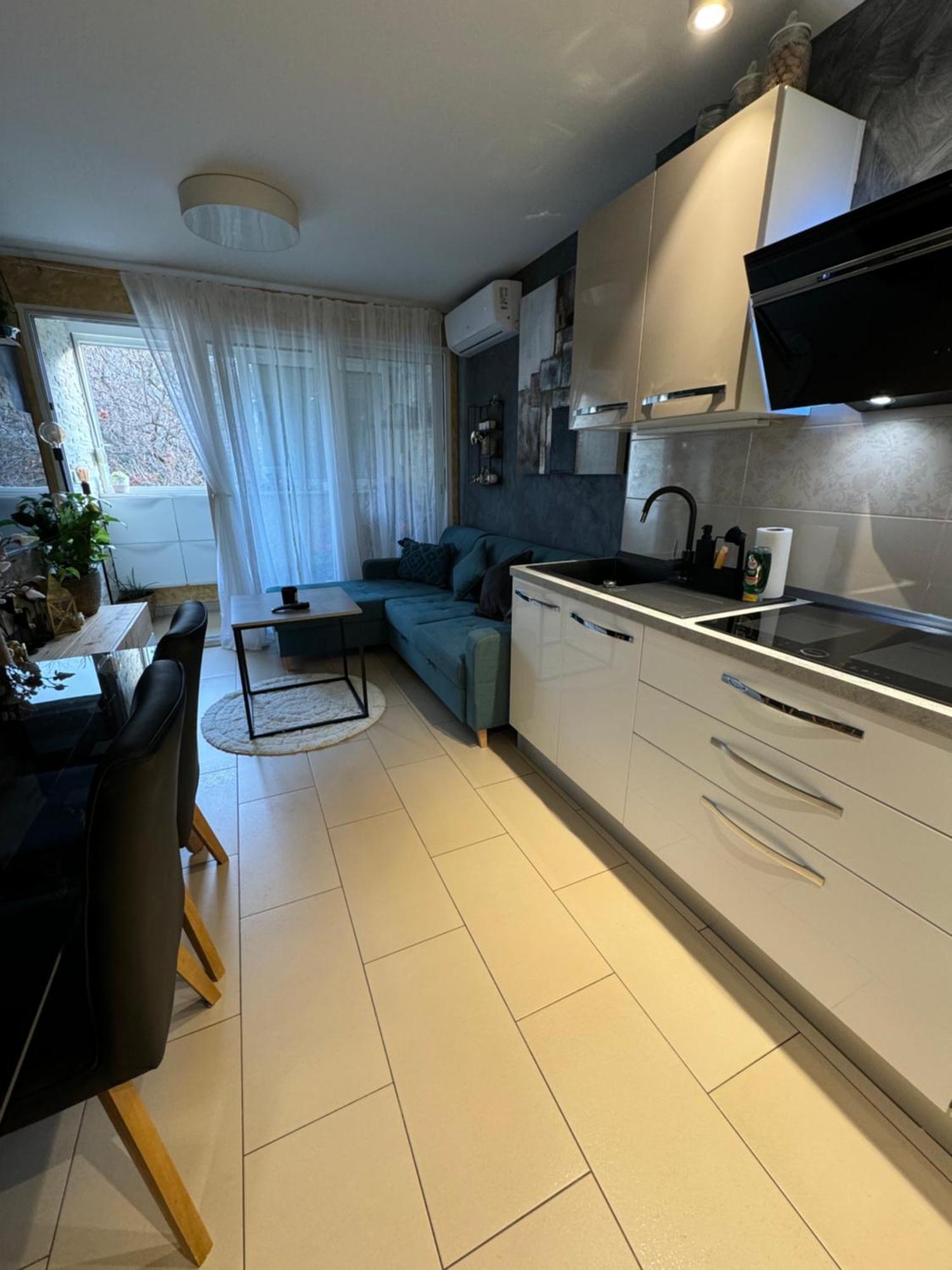 Apartment Astra With Private Parking Split Luaran gambar